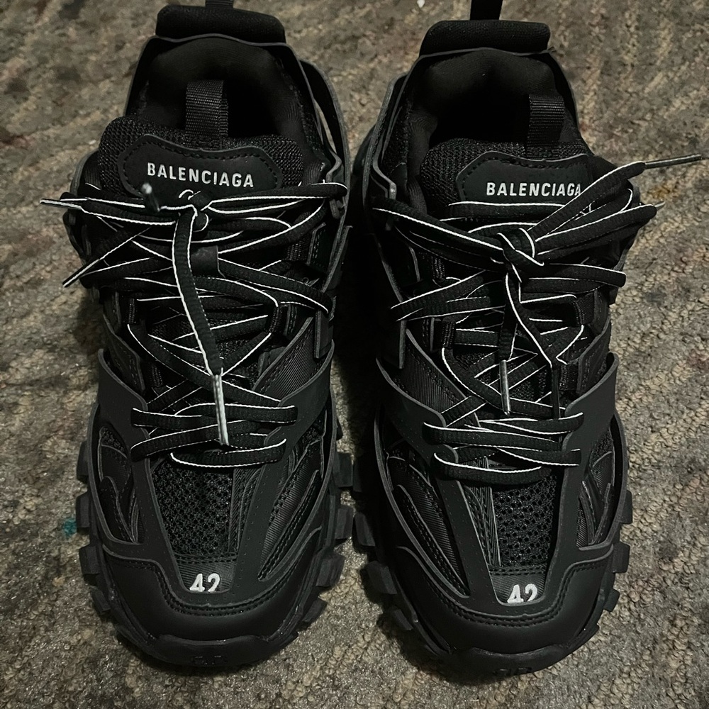 Balenciaga Black Track Sneakers non led
